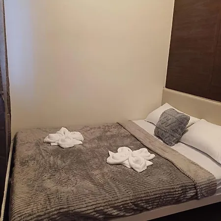 Urban Space 1Br With Balcony