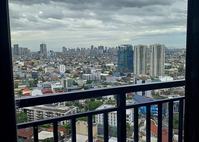 Urban Space 1br With Balcony * Manila